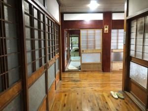 9DK House for Sale on Sado Island, Niigata - 7.5 Million Yen - Thumbnail 4