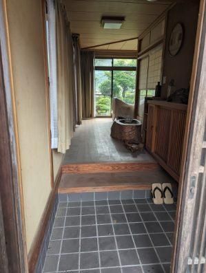 2DK Detached House for Sale in Higashihiroshima, Near Kawachi Station - Thumbnail 3