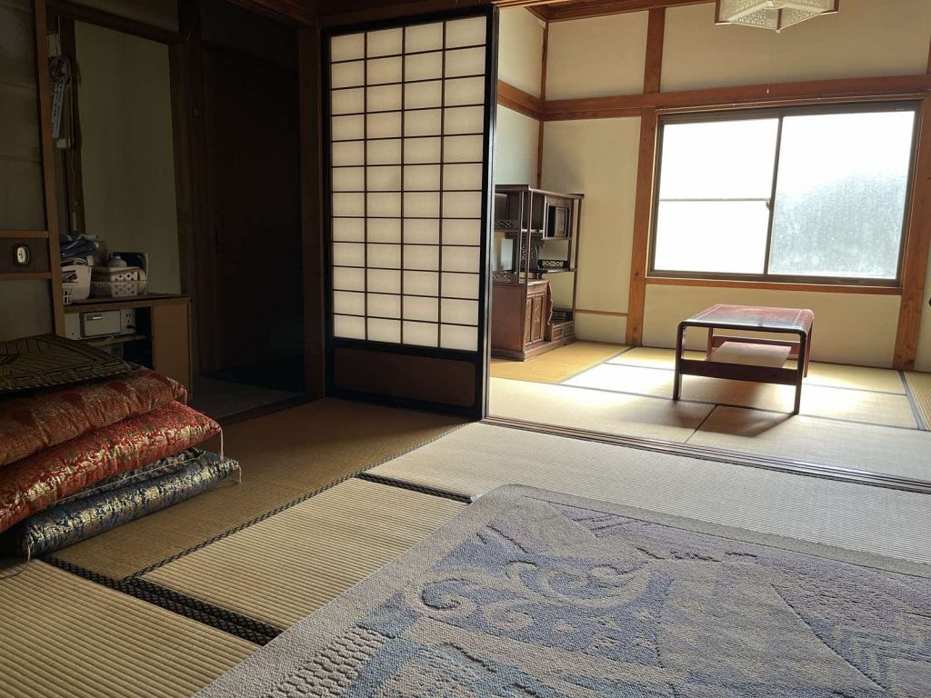 9SDK Traditional House with Large Garden in Toyama City - Thumbnail 3