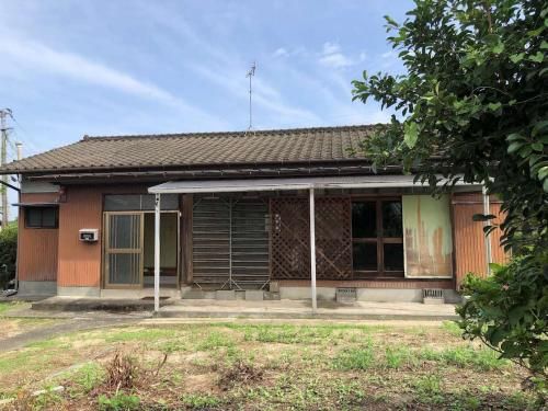 4DK Single-Story House with Large Garden for Sale in Uki City - Thumbnail 3