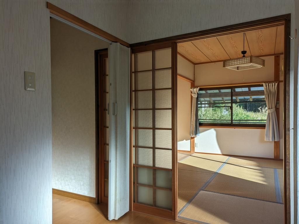 2 Million Yen Wooden House with Extra Land in Nishiawakura - Thumbnail 3