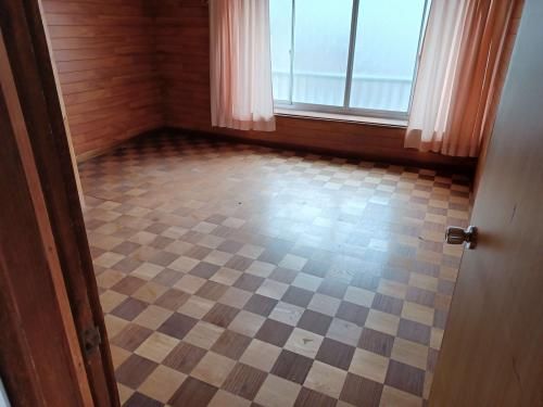 1972 9DK House for Sale in Unnan, Shimane - Multi-Generational Potential - Thumbnail 2