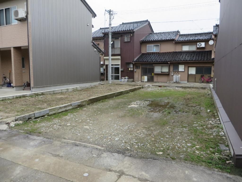 Vacant Land for Sale in Takaoka, Toyama - 81.98 sqm Corner Lot - Thumbnail 2