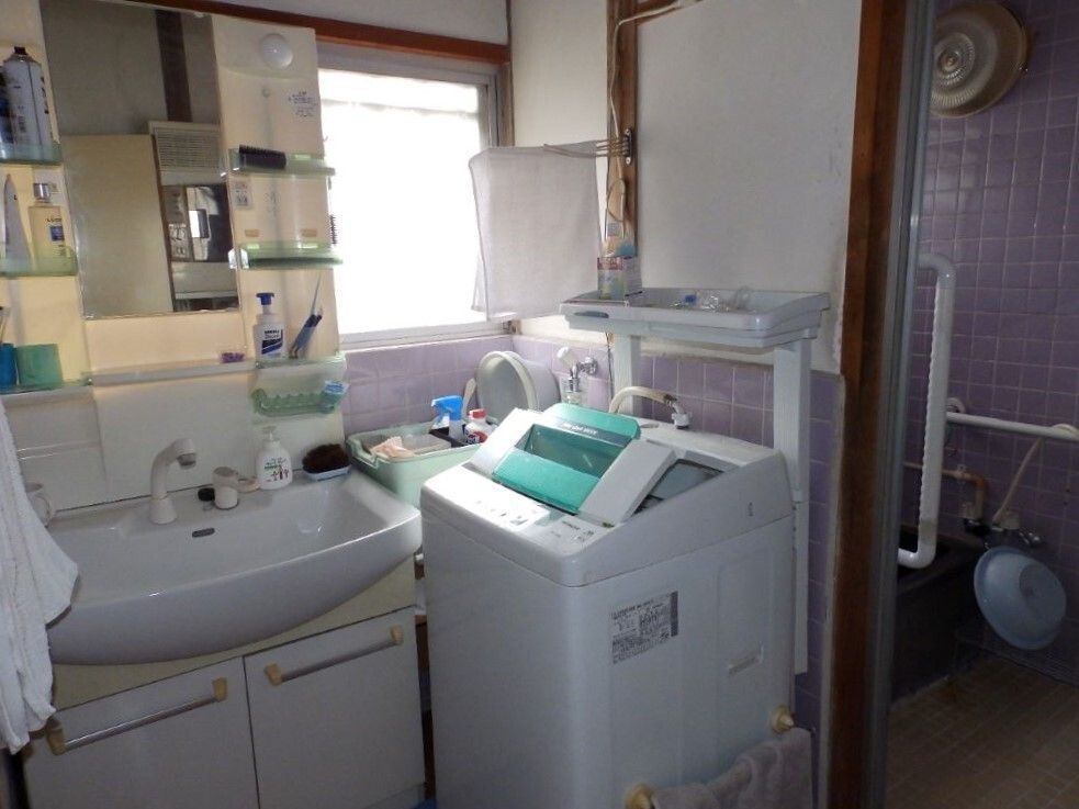 6DK House for Sale in Imari, Saga – 127.75 sqm on 240.83 sqm Land - Thumbnail 3