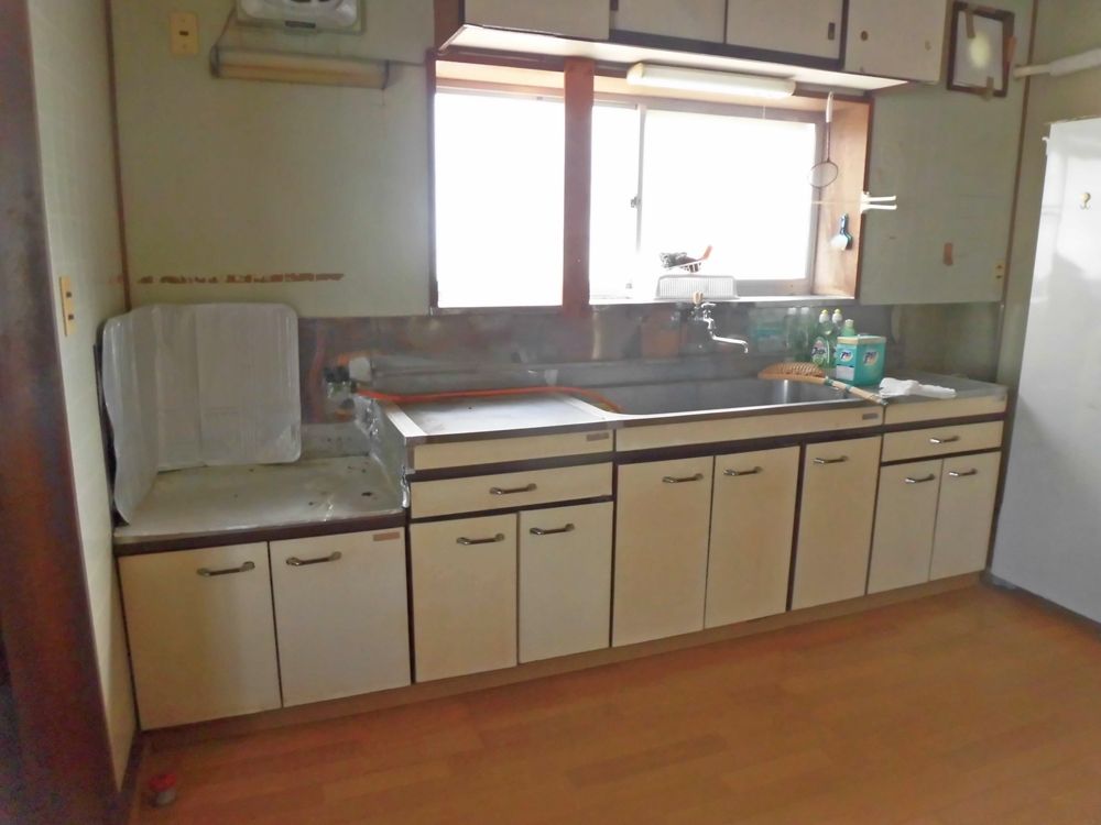 1975 6DK House on 705 sqm Land in Odate, Akita - Thumbnail 2