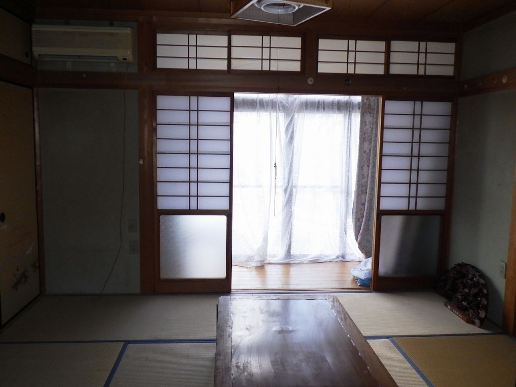 5DK Detached House for Sale in Hirado, Nagasaki - Ideal for Two Families - Thumbnail 2