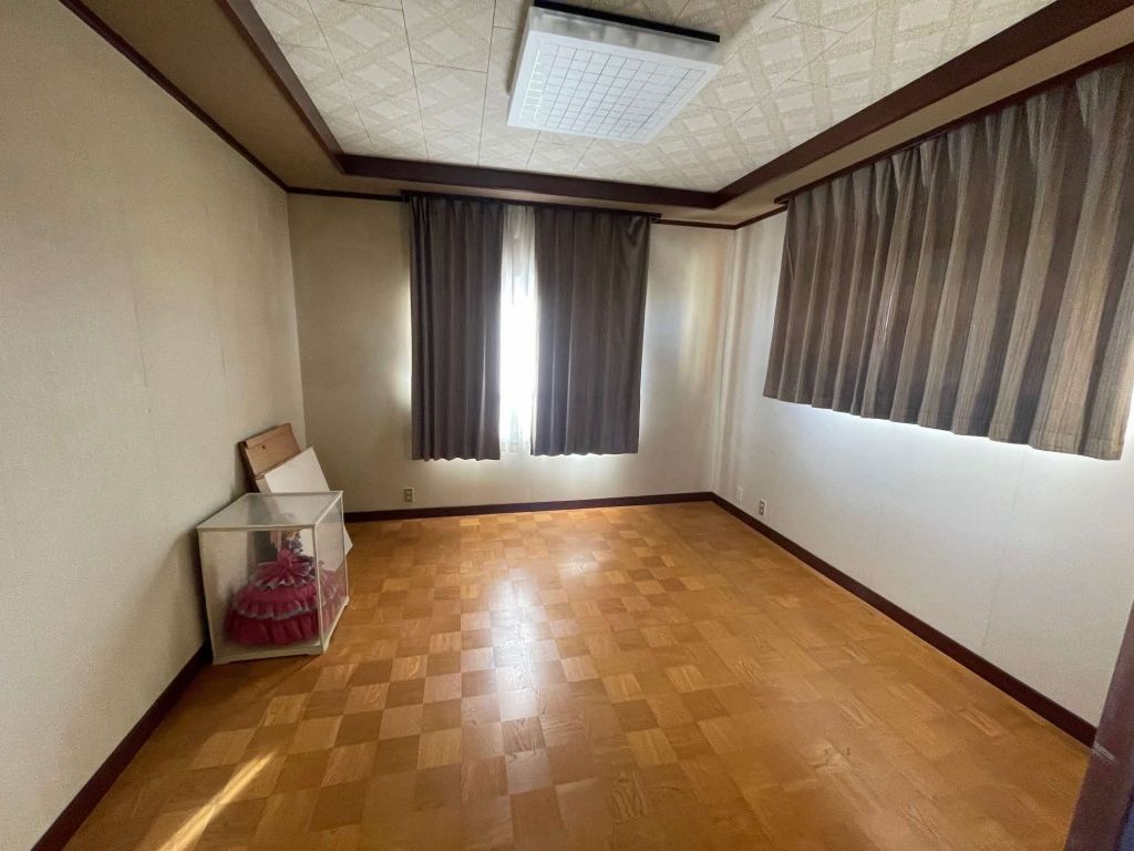 4LDK Corner Lot House for Sale in Toyama City - Thumbnail 4