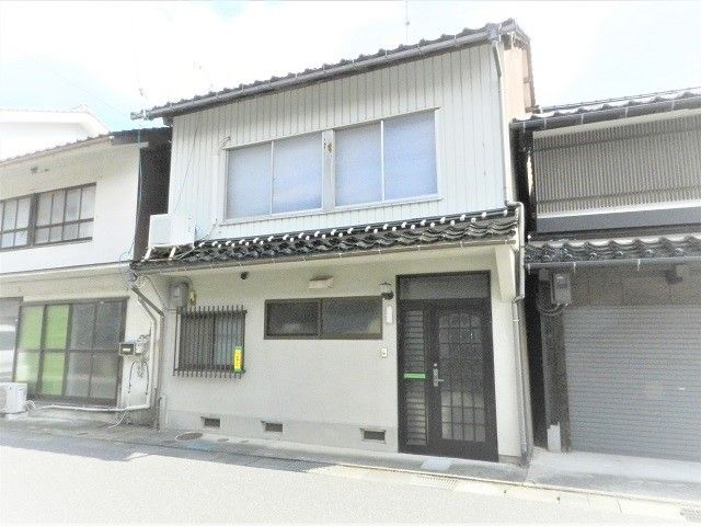 4LDK Renovated House for Sale in Kurayoshi, Tottori - Thumbnail 3