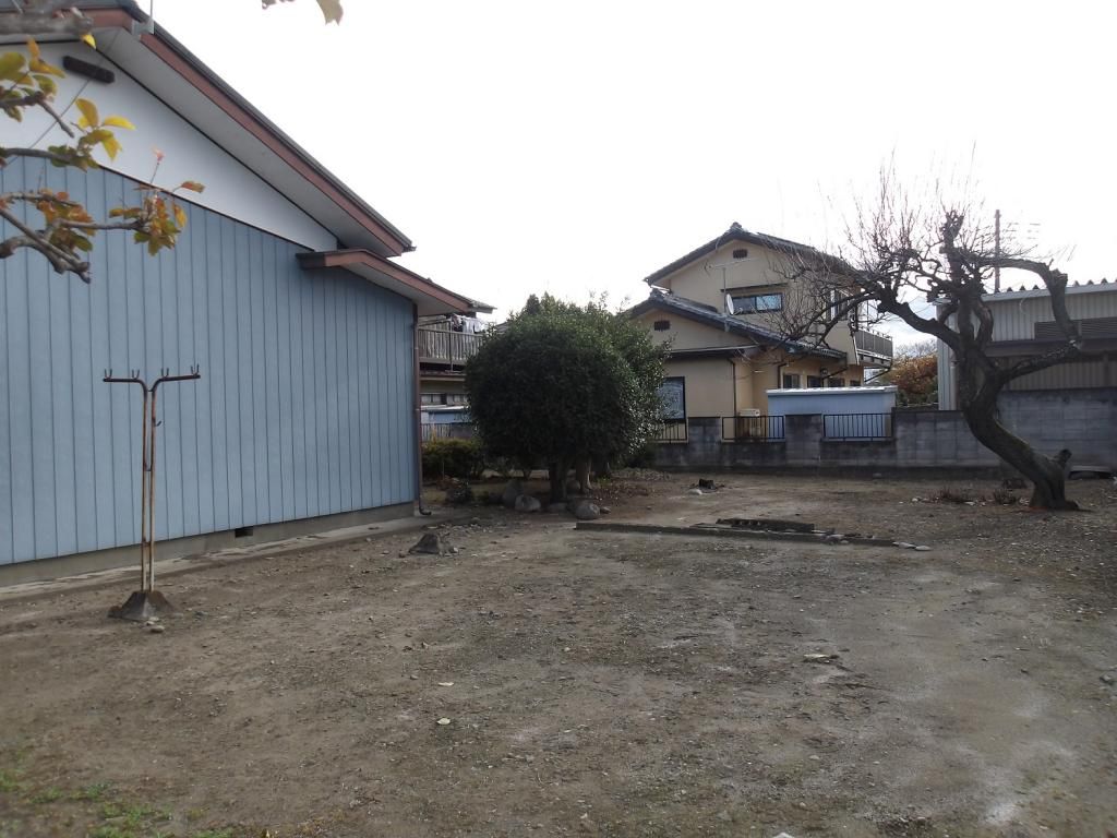 1971 4DK Single-Story House on 627 sqm Plot in Kiryu, Gunma - Thumbnail 2