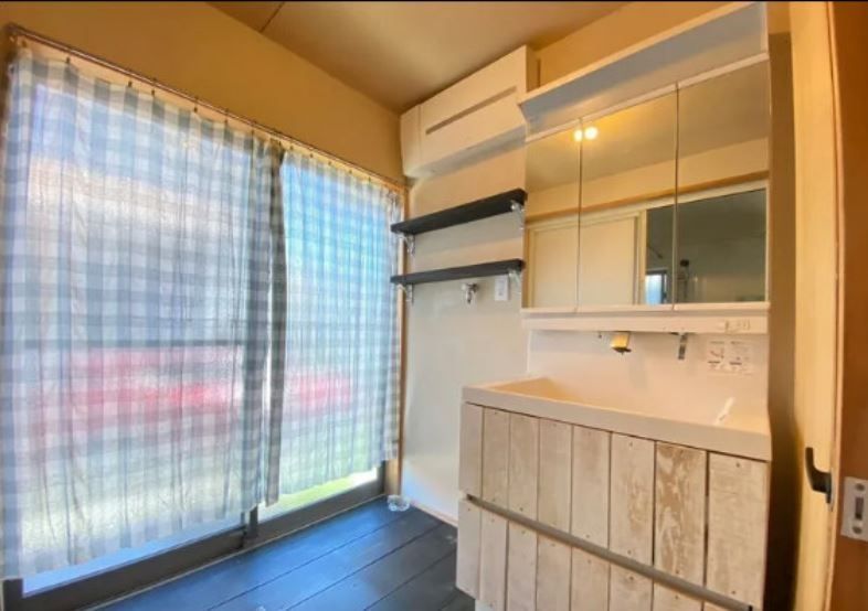 3LDK House for Sale in Serene Oita City Neighborhood - Thumbnail 3