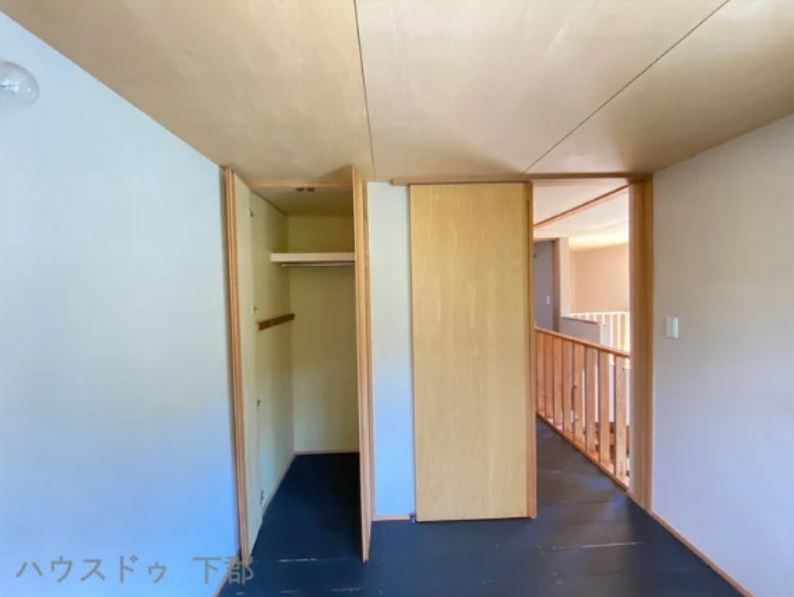 3LDK House for Sale in Serene Oita City Neighborhood - Thumbnail 2