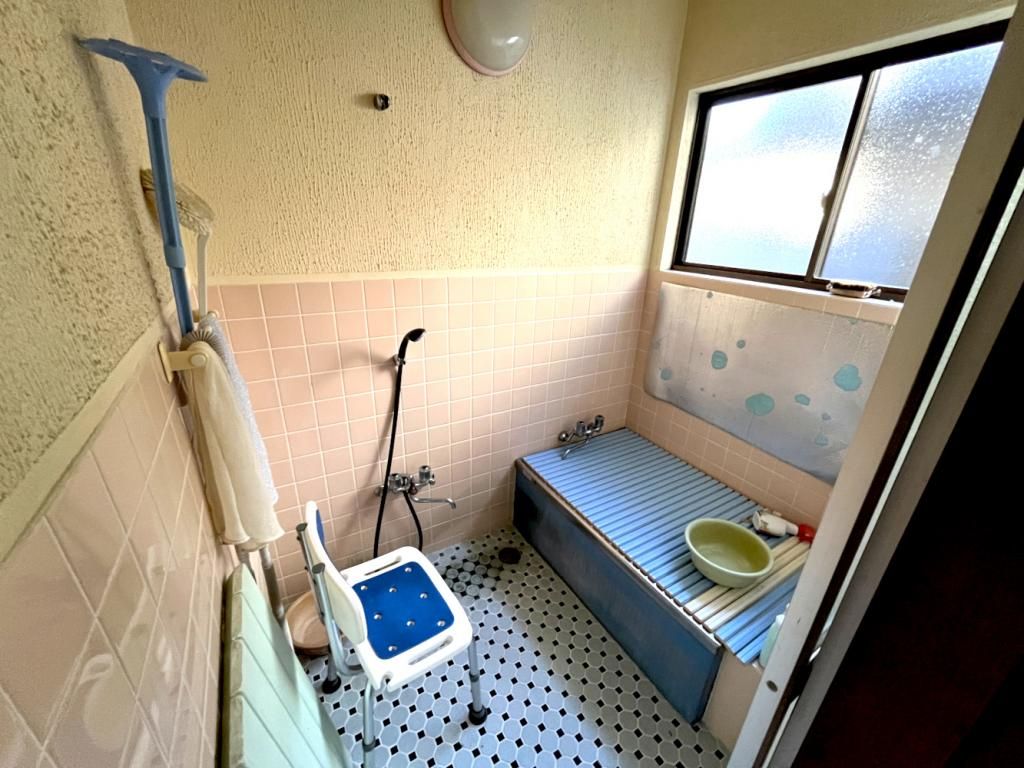 Coastal 4DK House for Sale in Kihoku Town, Mie Prefecture - Thumbnail 4