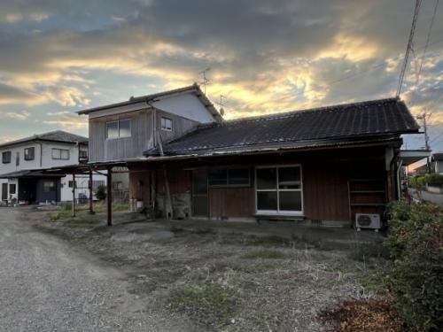 55-Year-Old Wooden House for Rent in Kunitomi, Miyazaki | Akiya Bank - Thumbnail 3