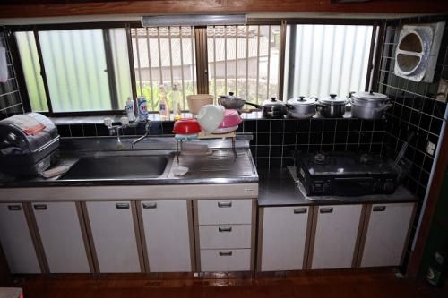 1931 Historic 3LDK House on 514m² Land in Minamikyushu - Thumbnail 2