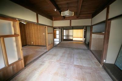 Spacious 10DK House with Farmland in Akaiwa City, Okayama — Image 3, Akaiwa, Okayama