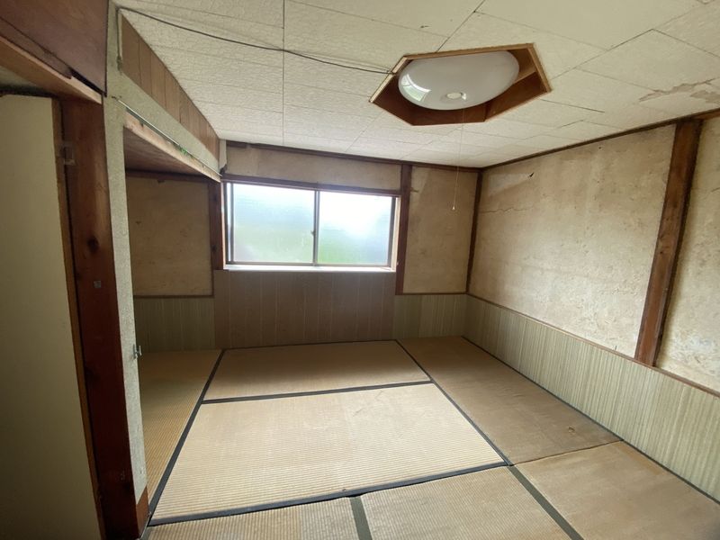DIY Renovation House with Land in Taka Town, Hyogo - Thumbnail 3