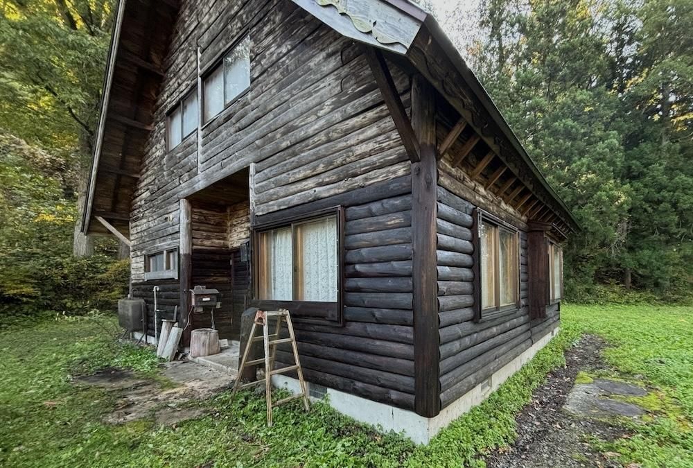 Forest Cabin in Tadami with Loft, Wood Stove & Mountain Views - Thumbnail 2