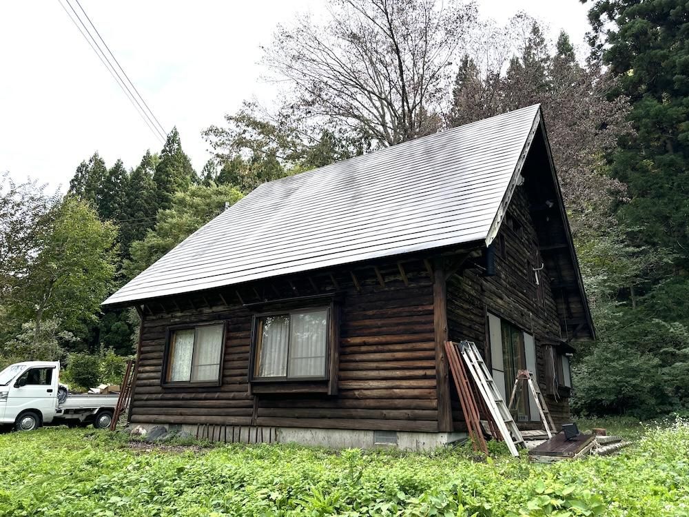 Forest Cabin in Tadami with Loft, Wood Stove & Mountain Views - Thumbnail 3