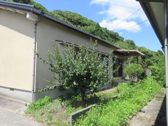 1964 4K Akiya House for Sale in Saiki, Oita - 250万円 - Thumbnail 2