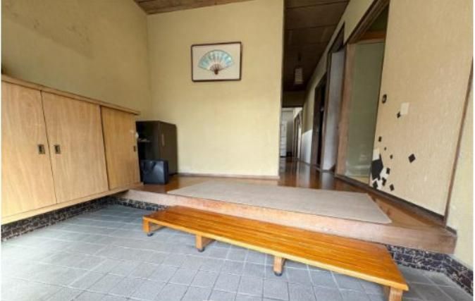 7DK Detached House for Sale in Oita City, Oita Prefecture - Thumbnail 4