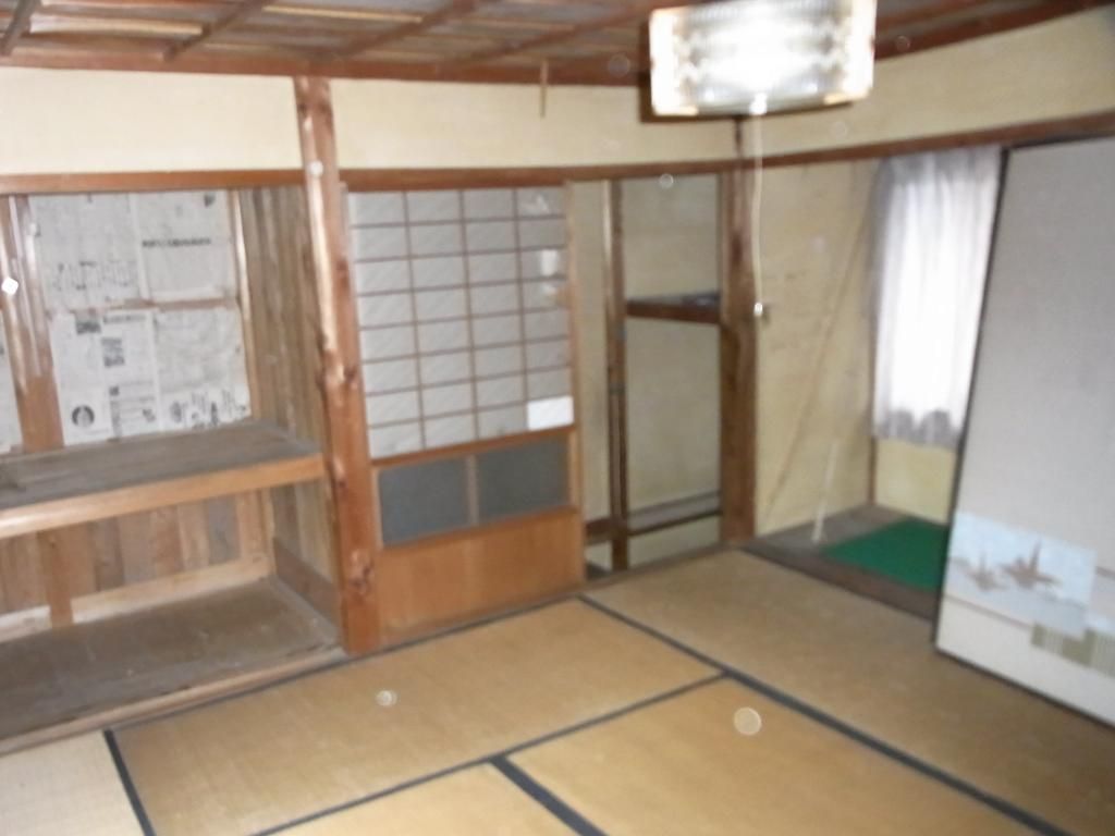 Traditional-Style 9DK House with Workshop in Kamikawa, Hyogo - Thumbnail 3