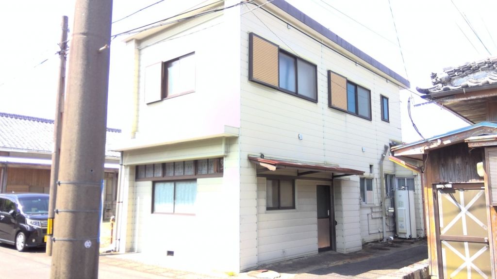 Coastal Akiya House for Sale in Kimotsuki Town, Kagoshima - Thumbnail 4