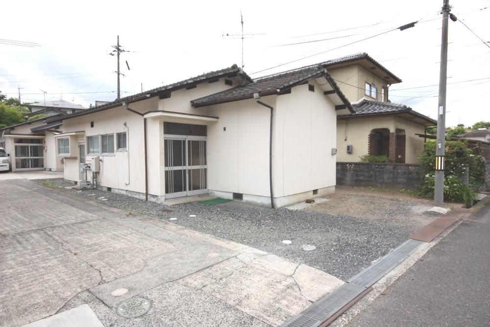3DK Detached House for Sale in Tsuyama, Okayama - 58.29sqm - Thumbnail 2