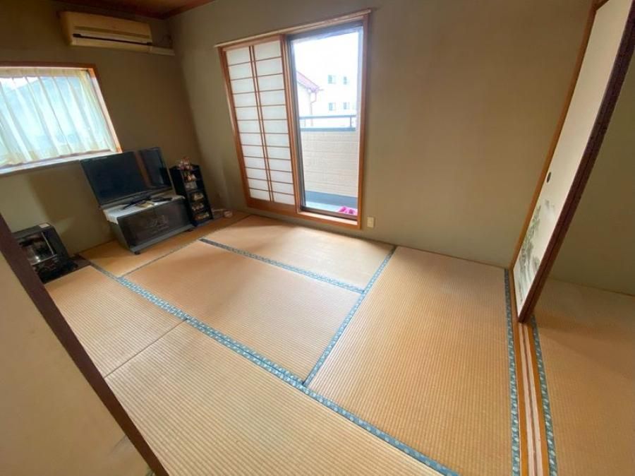 Shop-Residence for Sale in Quiet Miyazaki Neighborhood - Thumbnail 4