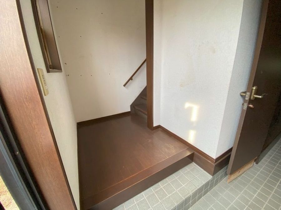 Shop-Residence for Sale in Quiet Miyazaki Neighborhood - Thumbnail 3