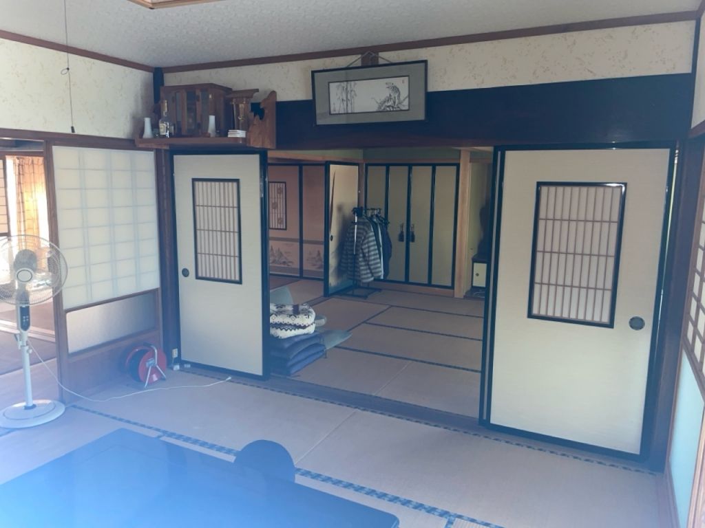 1895 Meiji-Era Wooden House for Sale in Hida City, Gifu - Thumbnail 2