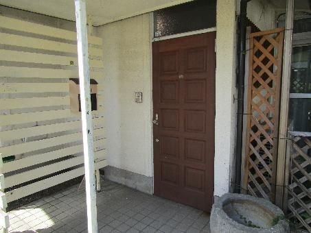 2-Storey House for Sale in Kitsuki, Oita - 3LDK with Garden - Thumbnail 3
