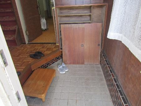 2-Storey House for Sale in Kitsuki, Oita - 3LDK with Garden - Thumbnail 4