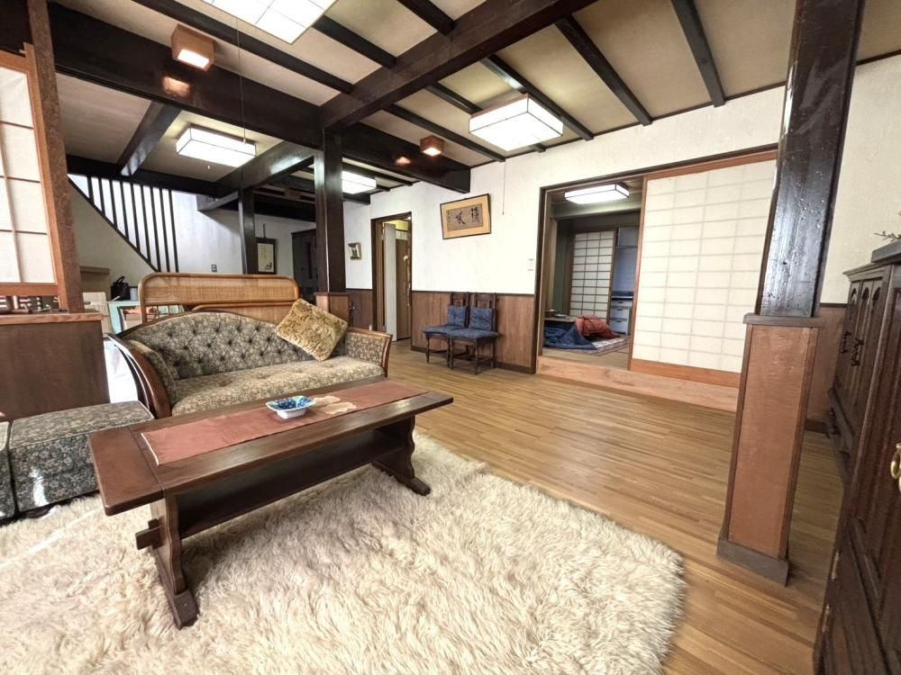 5LDK House in Yawatahama City Center Near Shopping Street - Thumbnail 3