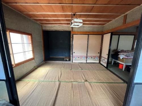 Spacious 6K Fixer-Upper House for Sale in Nanbu Town, Aomori - Thumbnail 3
