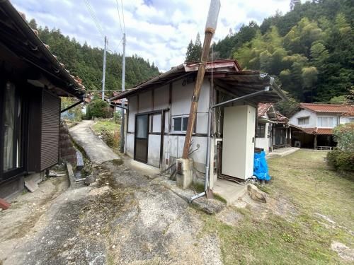 Traditional 7DK House with Outdoor Bath for Sale in Iwakuni - Thumbnail 3
