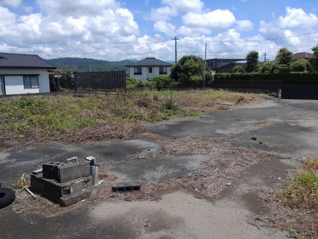 Spacious 163-tsubo plot for sale in Uki City, Kumamoto - Thumbnail 3