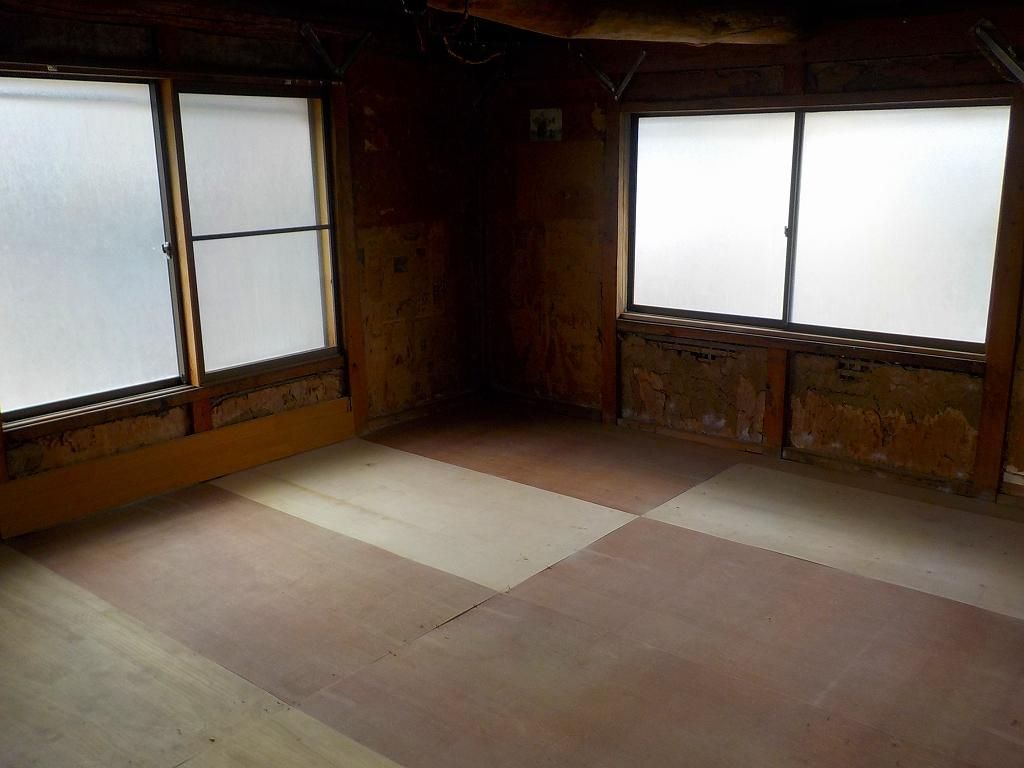 Traditional 7DK House for Renovation in Hokuei, Tottori - Image 3