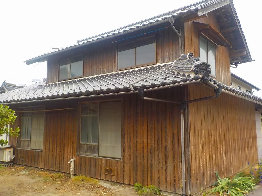 Traditional 7DK House for Renovation in Hokuei, Tottori - Image 1