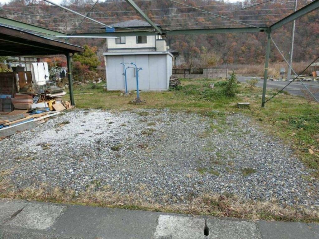 Land for Sale in Nirasaki Yamanashi - Two Plots Totaling 297.75 sqm - Thumbnail 2