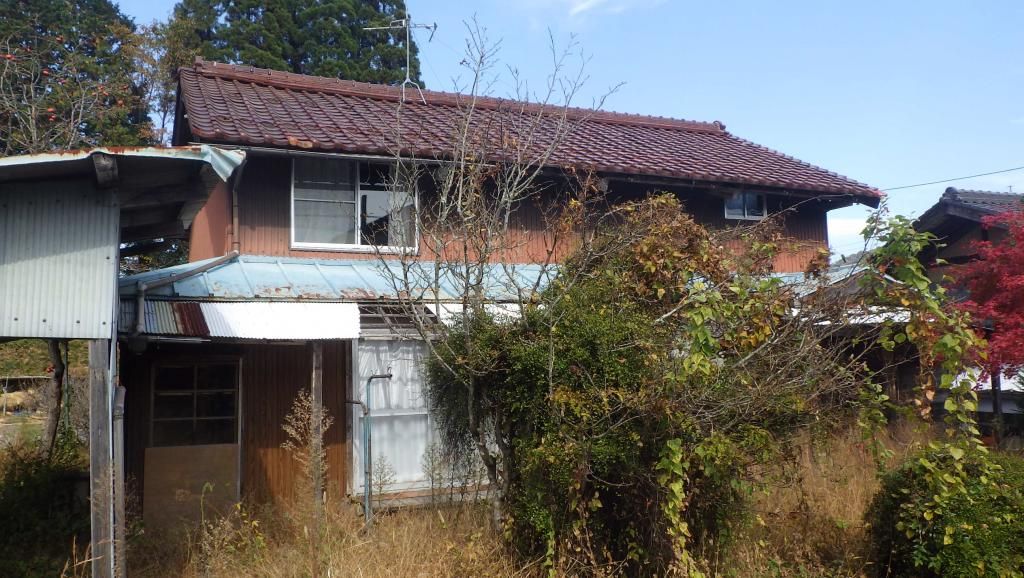 2.5 Million Yen Akiya House in Gujo with 4K Layout & Country Views - Thumbnail 3