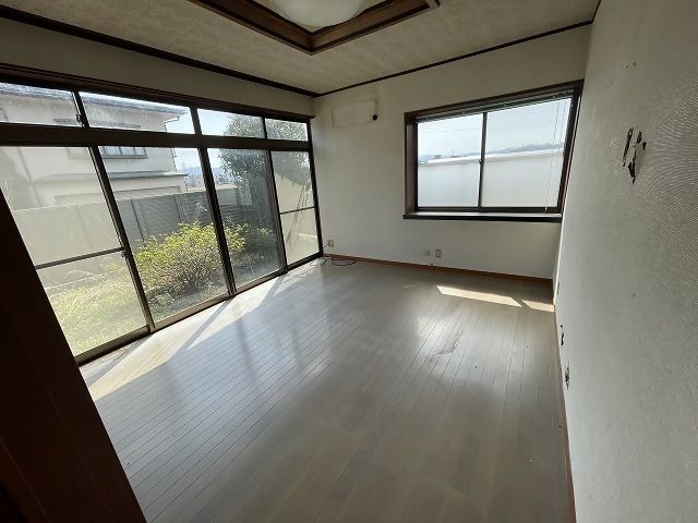 3LDK Detached House for Sale in Quiet Fukui City Neighborhood - Thumbnail 3