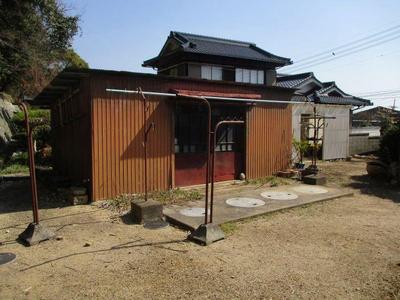 Traditional Japanese Farmhouse with Mountain Views in Soja City — Image 1, Soja, Okayama
