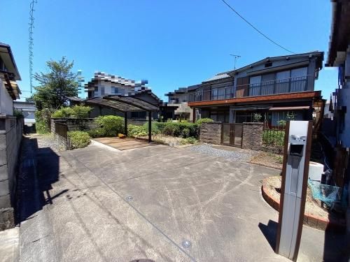 Land for Rebuild in Quiet Tajimi Neighborhood | Ceramic Arts Hub - Thumbnail 2