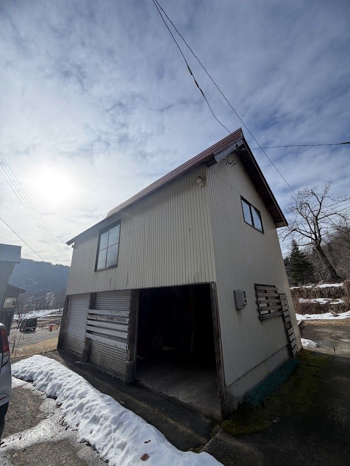 5LDK Traditional House with Field in Nagano's Sakae Village - Thumbnail 3