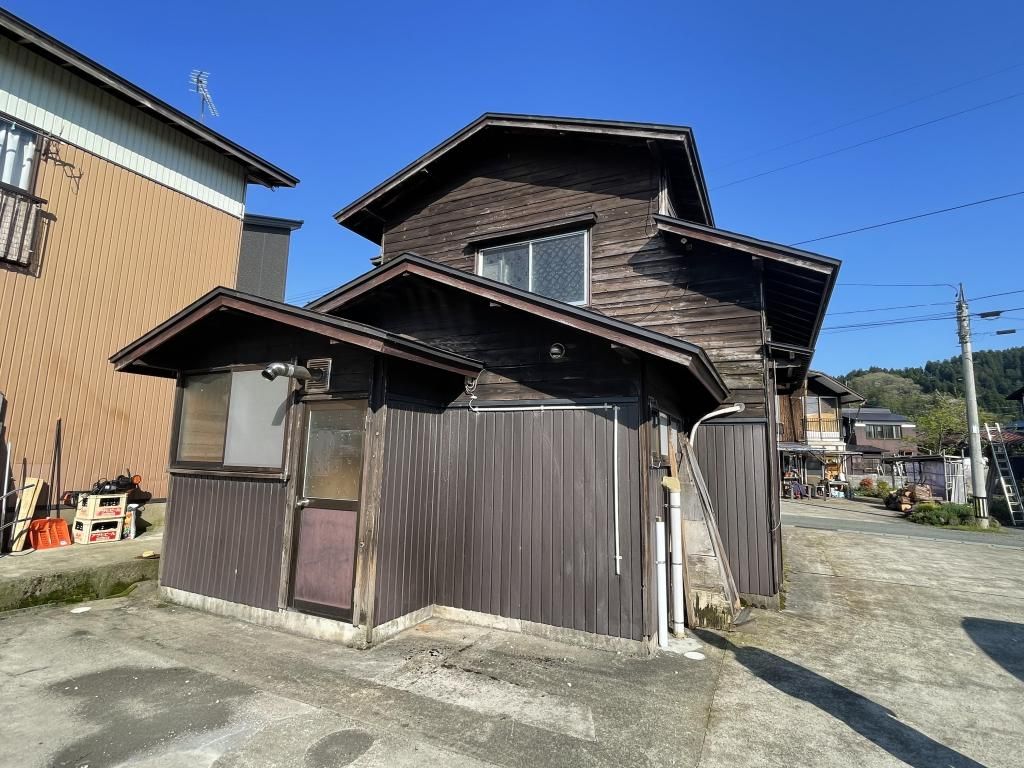 Rental House in Kaneyama, Yamagata - 2DK Traditional Wooden Home - Thumbnail 3