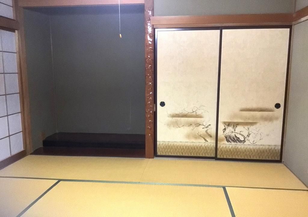 4LDK Family Home in Quiet Fukushima Neighborhood with Garden - Thumbnail 4