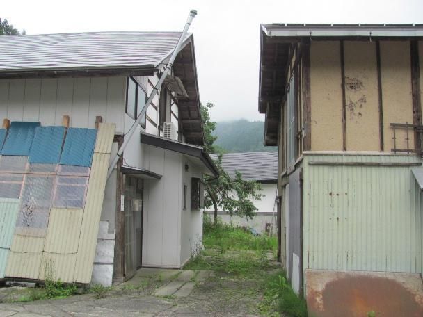 1970 Wooden House for Sale on 462sqm Land in Yanaizu, Fukushima - Thumbnail 4