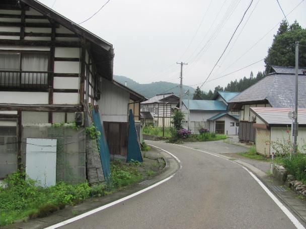 1970 Wooden House for Sale on 462sqm Land in Yanaizu, Fukushima - Image 1