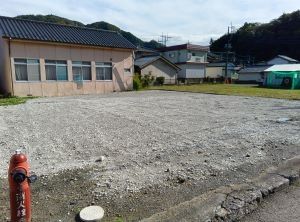 Vacant Land for Sale in Minobu Town, Yamanashi - Supermarket Nearby - Main Image
