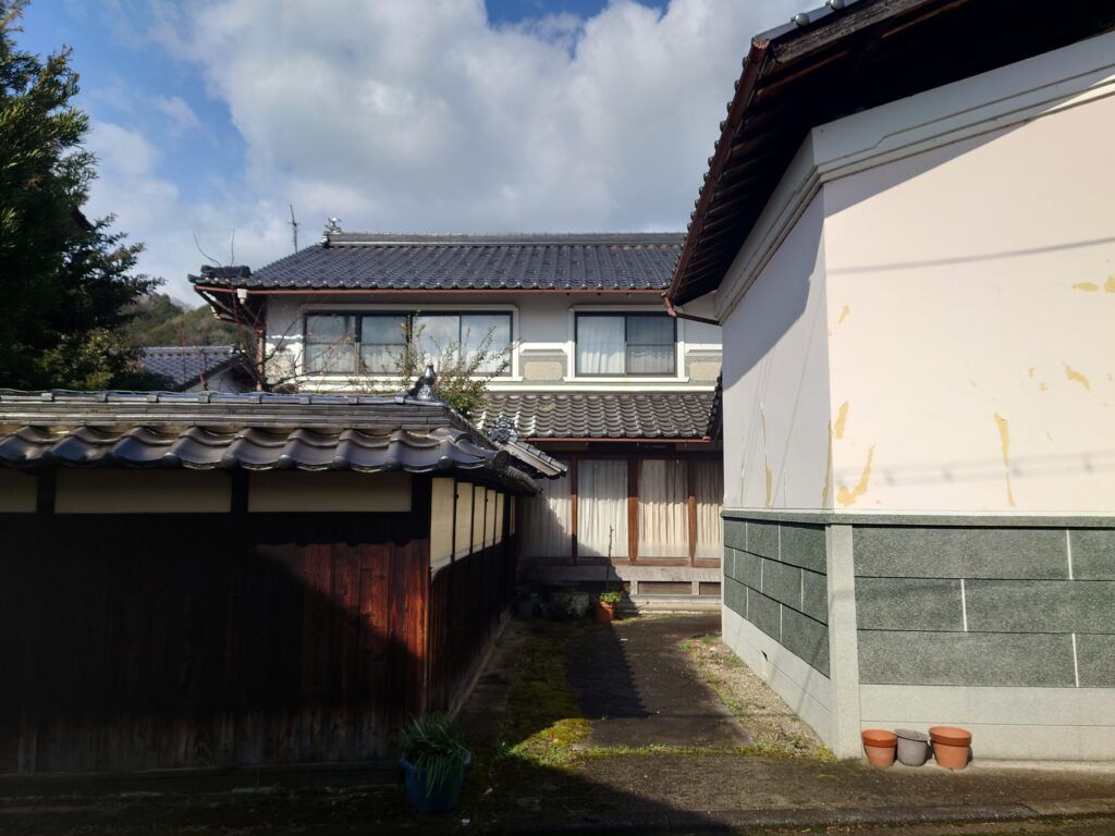 1930 Wooden House with Farmland for Sale in Asago, Hyogo - Thumbnail 4